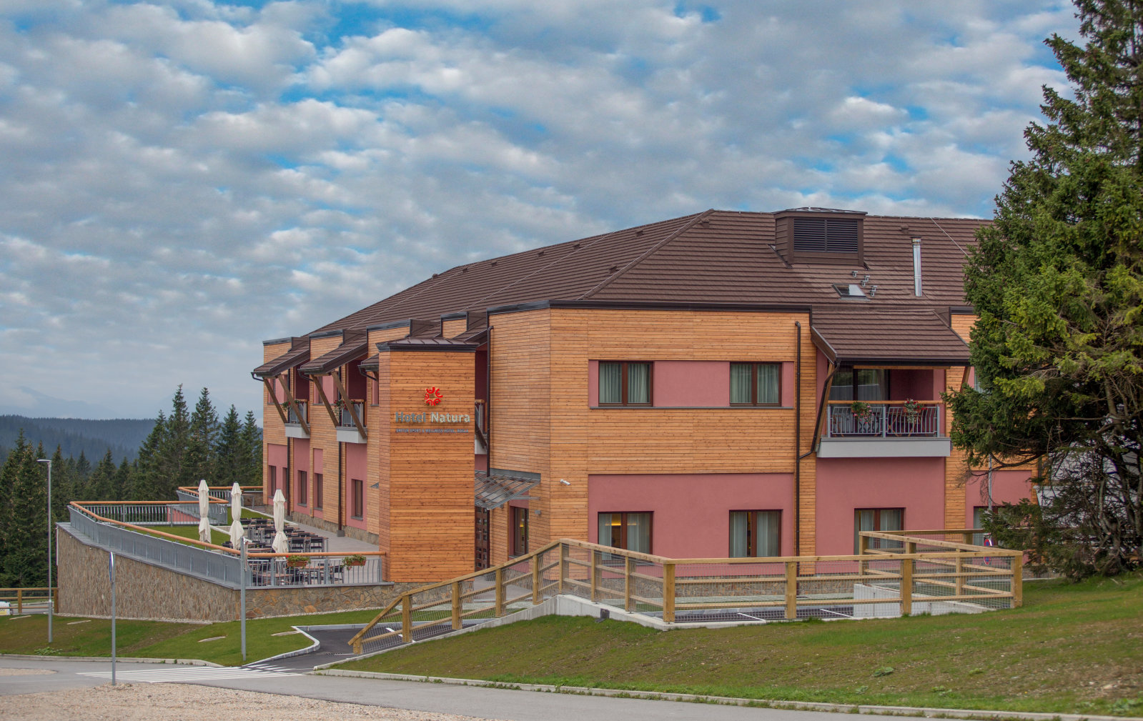 hotel-natura-rogla-08.jpg
