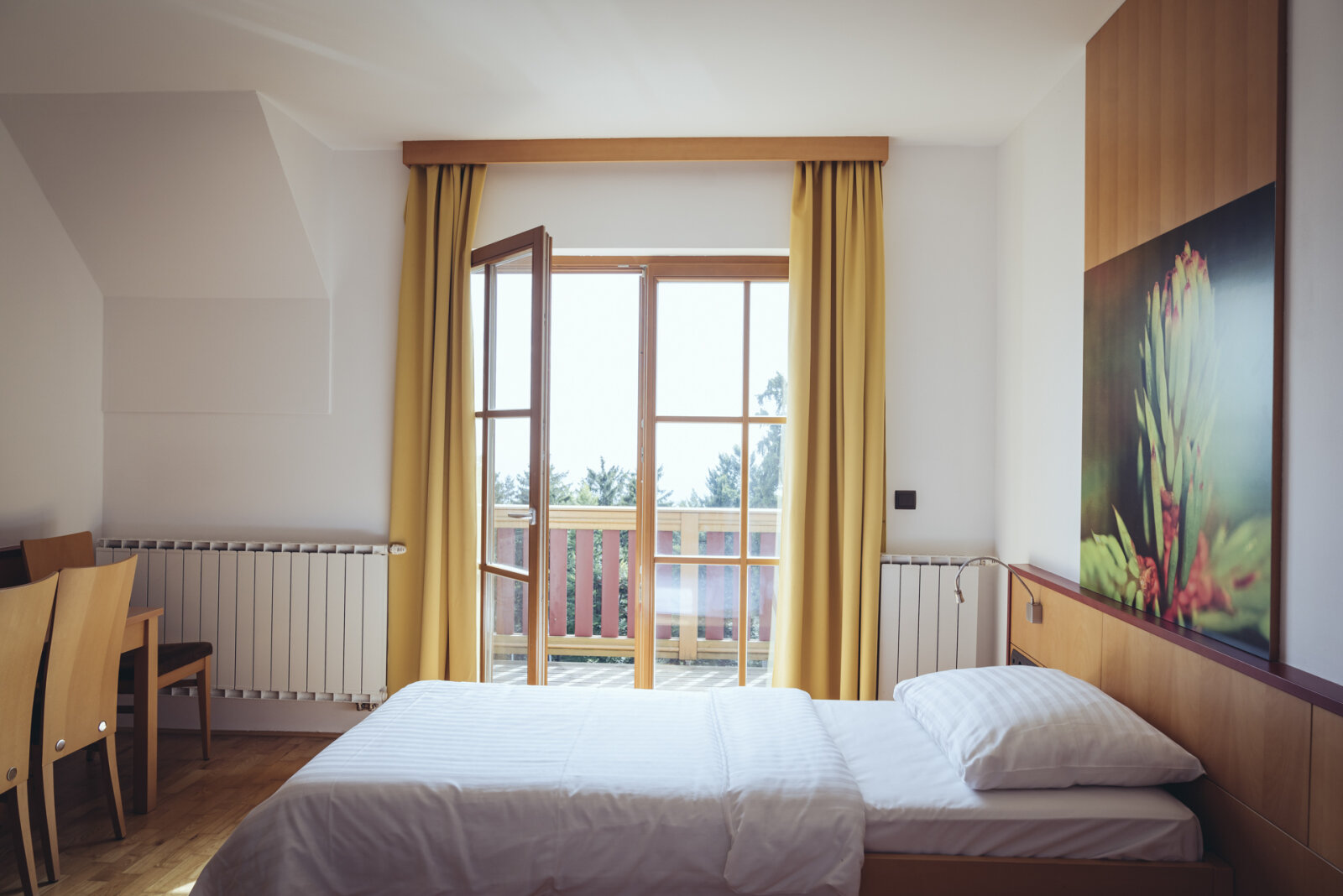 Erkélyes kétágyas szoba | 25 m²