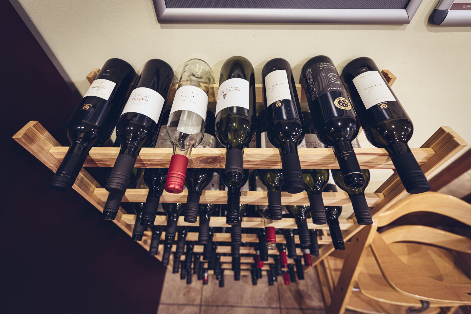 Étterem a szomszédos Bolfenk házban