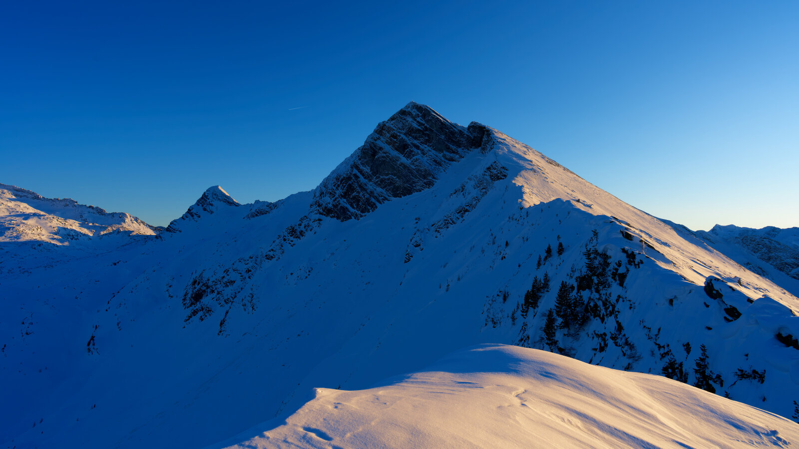 A Graukogel-csúcs (2492m)
