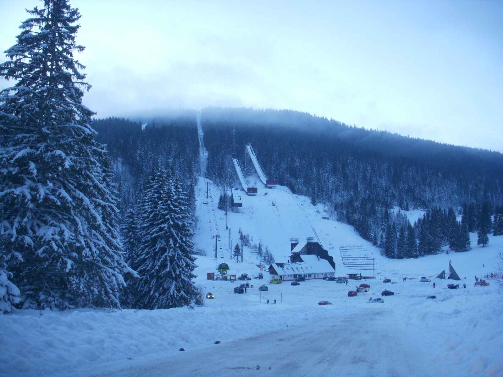 A 84-es olimpiai sísáncok Igman-on.