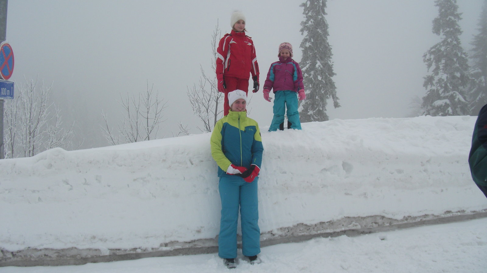 Hóvastagság a pálya alján.