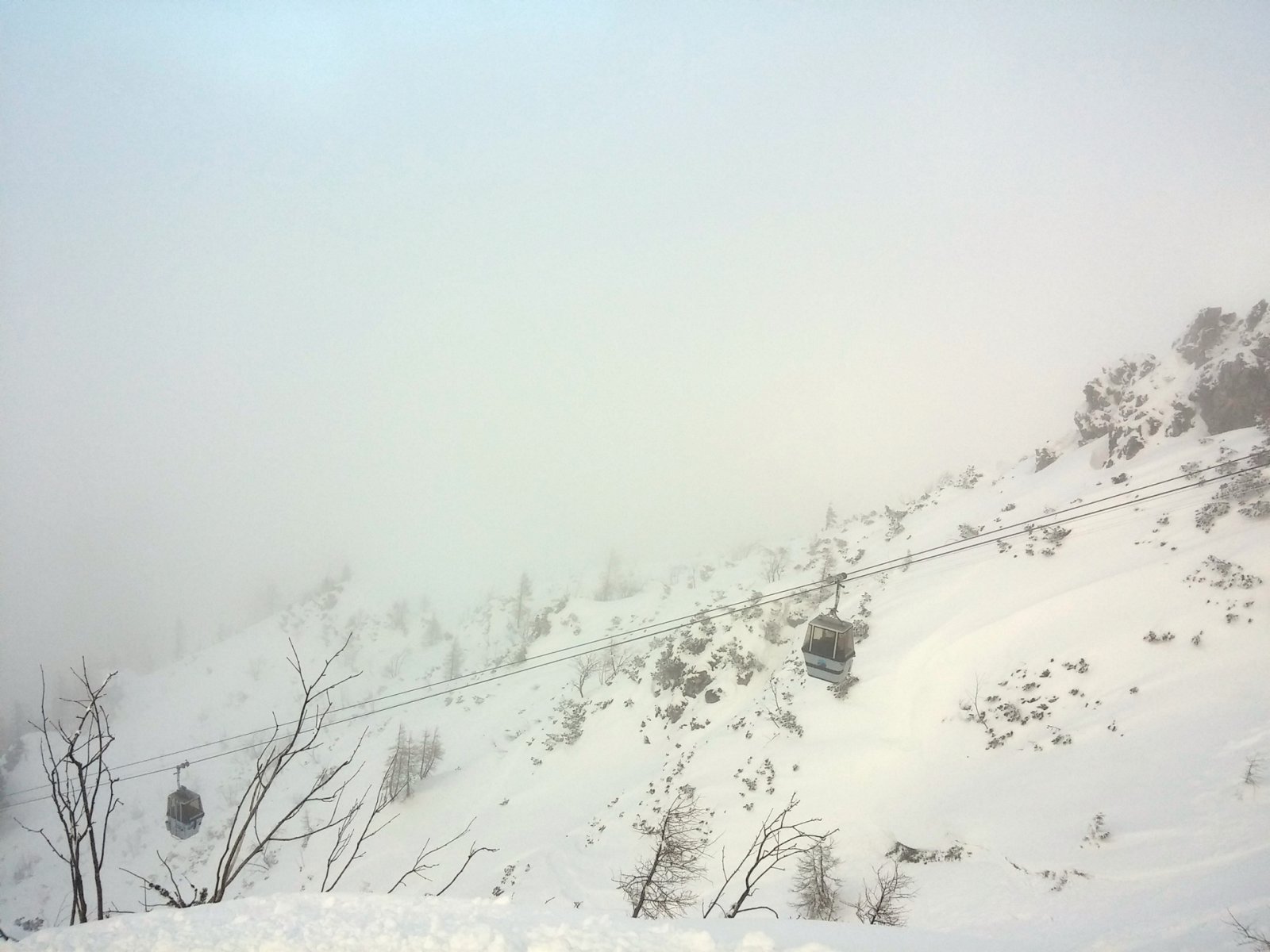 A nap végére kezdett oszlani a köd, még éppen az utolsó csúszás előtt.