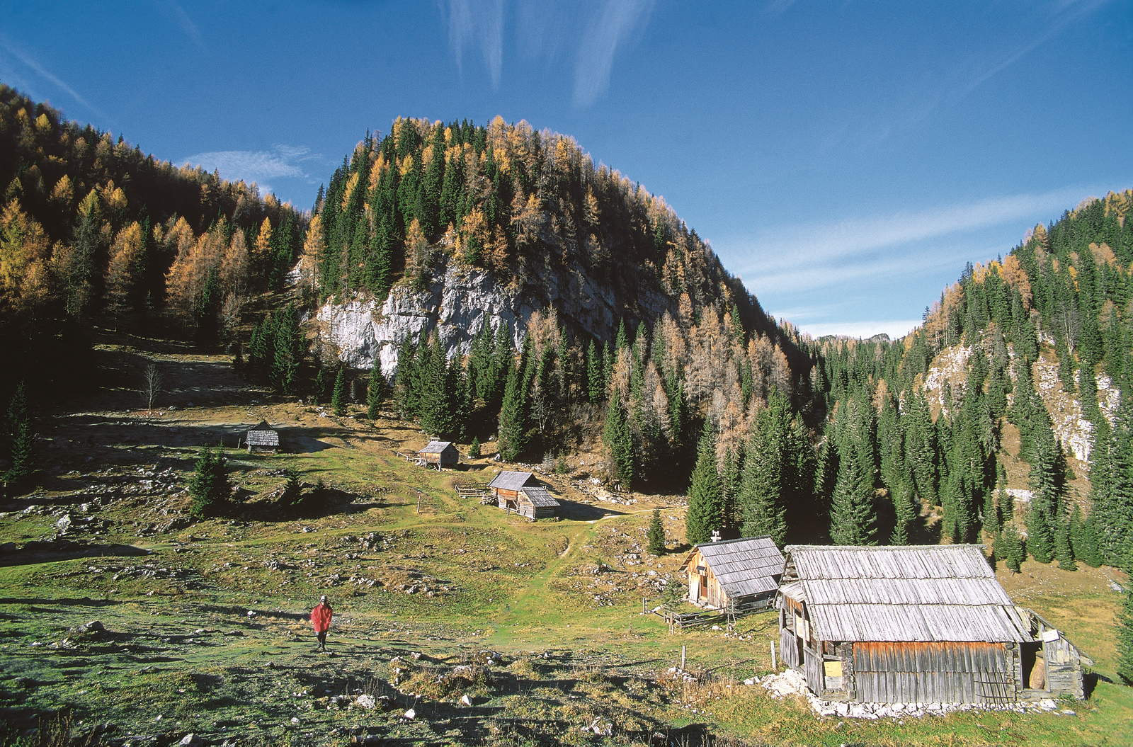Jezero, Júliai Alpok | Foto: Bogdan Kladnik