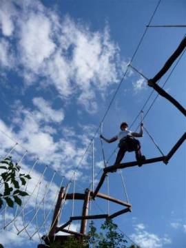 Kötélpálya a Serpa Kalandparkban