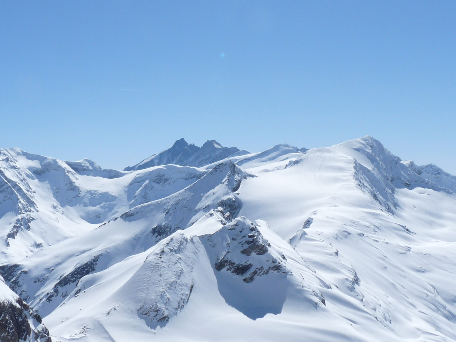 Az Üveghegyeken túl