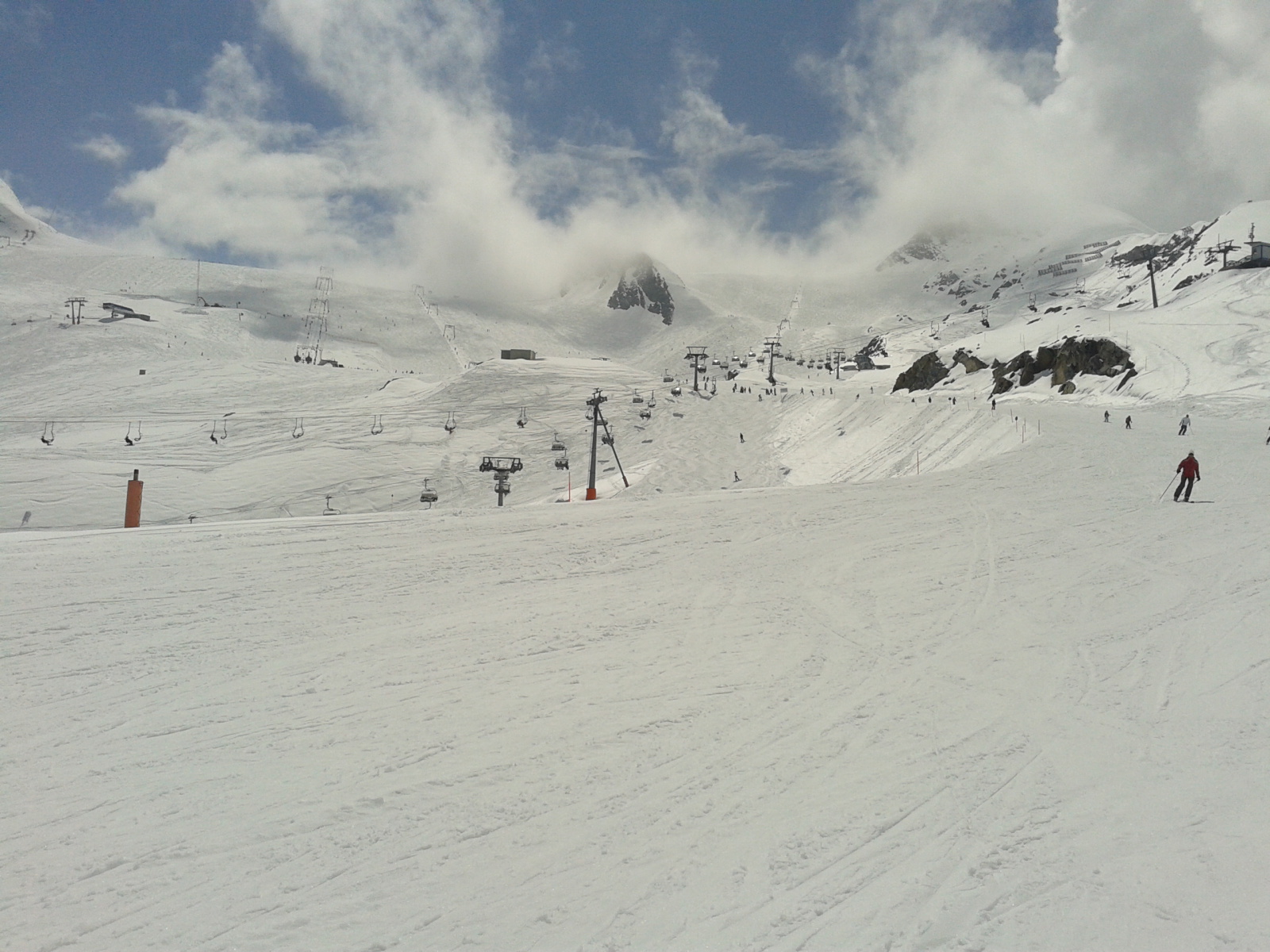 Friss fotó a Kitzsteinhorn gleccserről (2014. május)