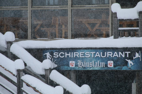 30-50 cm friss hó Kaprunban - Fotó: Stánicz Balázs