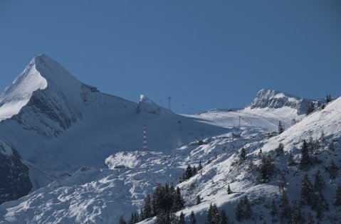 Lesiklás a gleccserről Kaprunig Maiskogel érintésével - Fotó: Stánicz Balázs