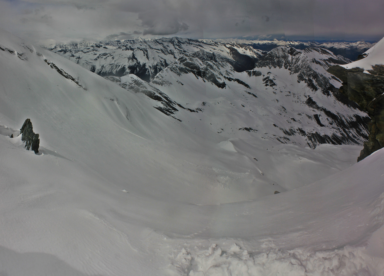 Ez is egy lehetőség, igaz nagyon lavinaveszélyes