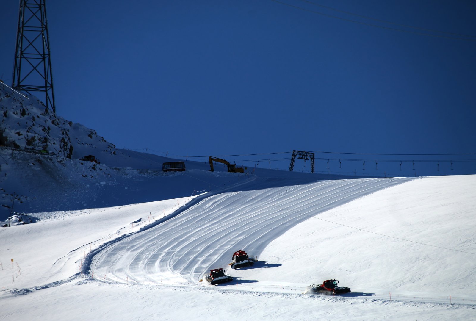 Készítik a pályákat október 1-én - Fotó: Stánicz Balázs (Stani)