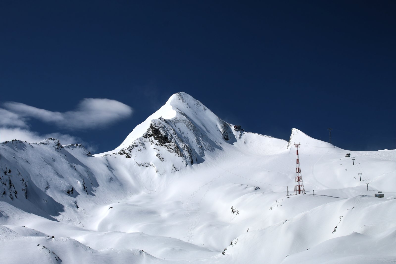 A gleccser a Krefelderhüttétől