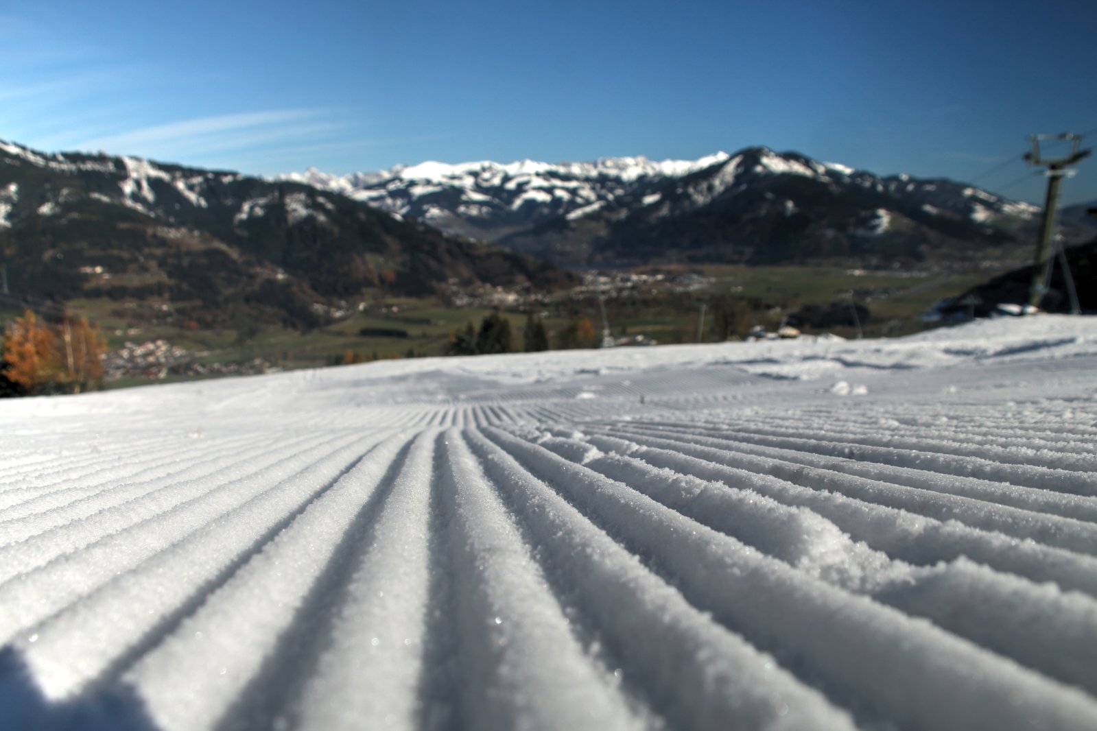 A középállomástól már lehet csatolni és indulhat a sítúra