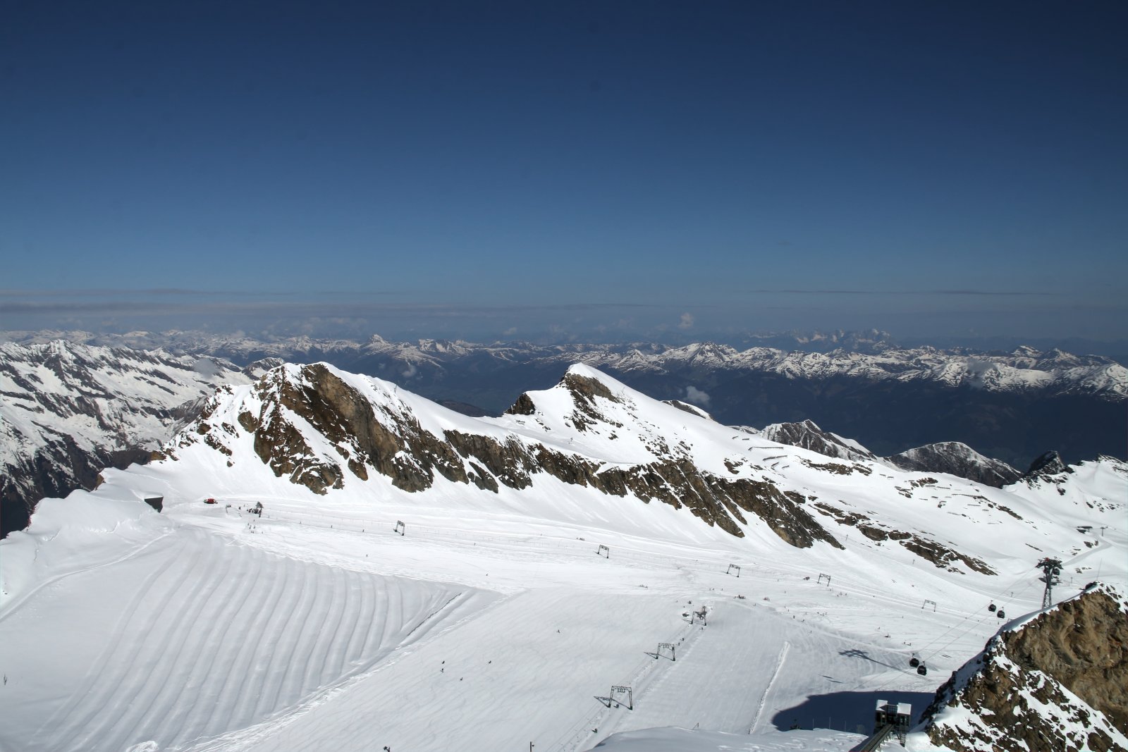 Remek porhavas pályák a gleccseren