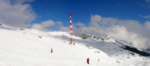 Ez a kép megtekinthető az Over magazin 2009. tavaszi számában is.