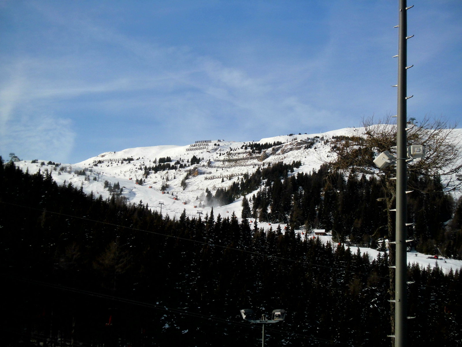 A tetthely egy része.