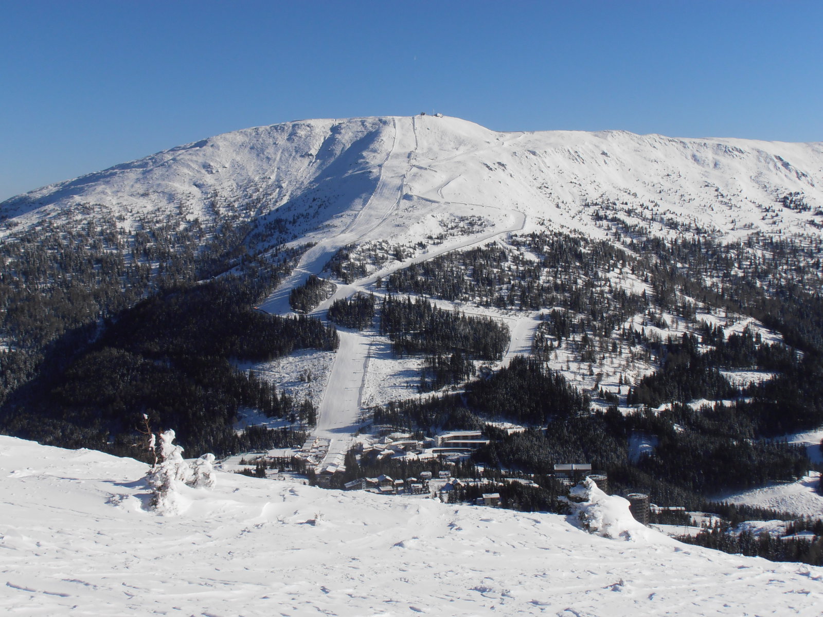 Aineck a Tschaneckről