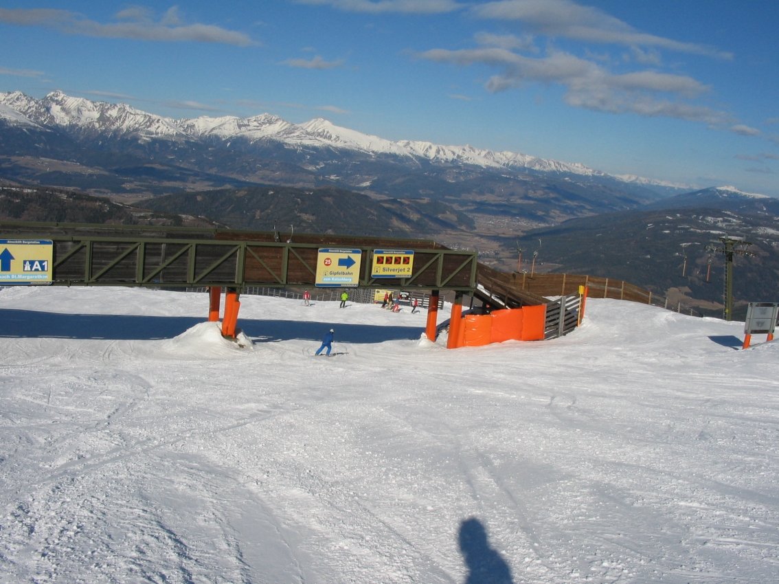 Elágazás az A1 felé