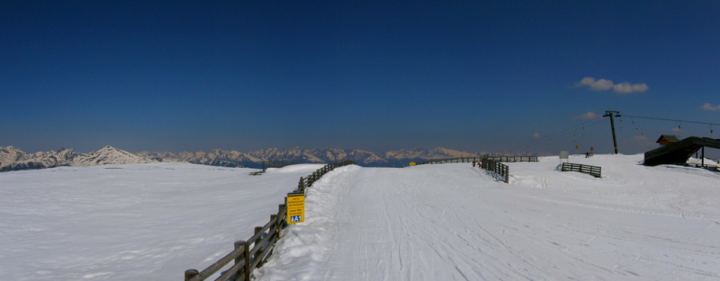 Katschberg büszkesége az A1 autópálya nevére keresztelt széles, 6 km hosszú élvezetes lesiklópálya - Kattints a képre a nagyításhoz