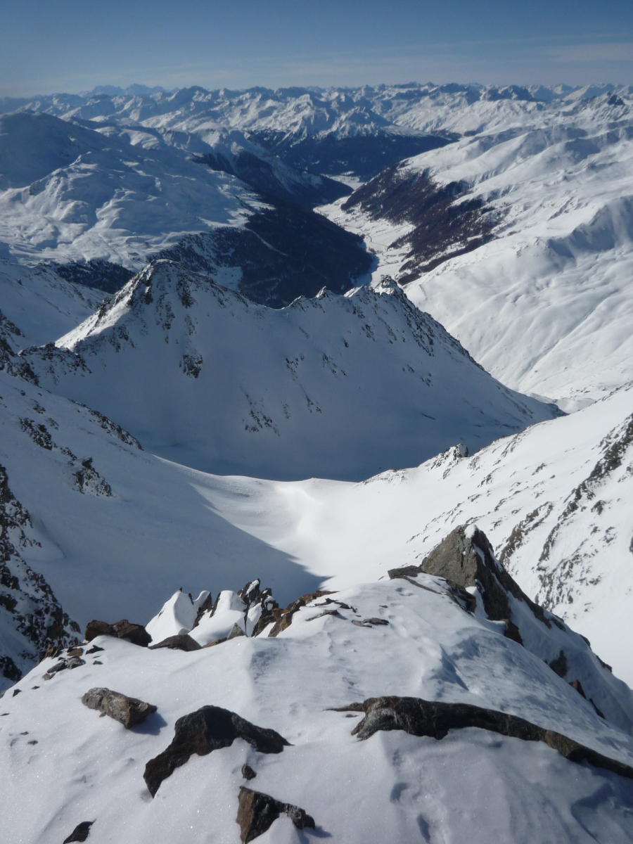 Kilátás Dél-Tirol, Svájc és Vorarlberg felé (Karlesjoch, 3108 m)