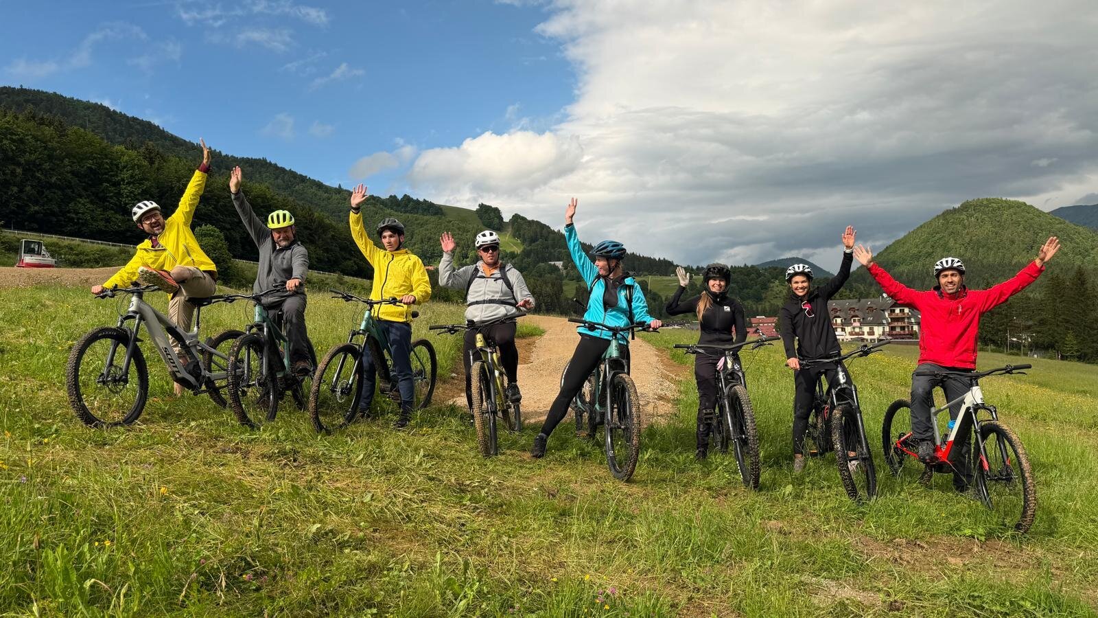 Kis csapatunk Donovaly hamarosan megnyitó bringás parkjának "tesztelésén!"