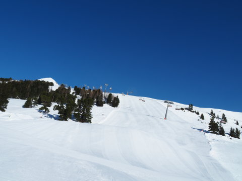 nem sokan voltak a pályán