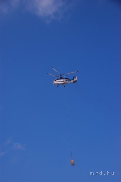 A helikopter teljesen mindennapi (minden perci) látvány