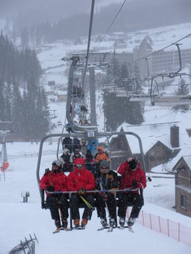 Sajnos buborék egyik liften sincsen. Hiába az ukránok kőkemények.
