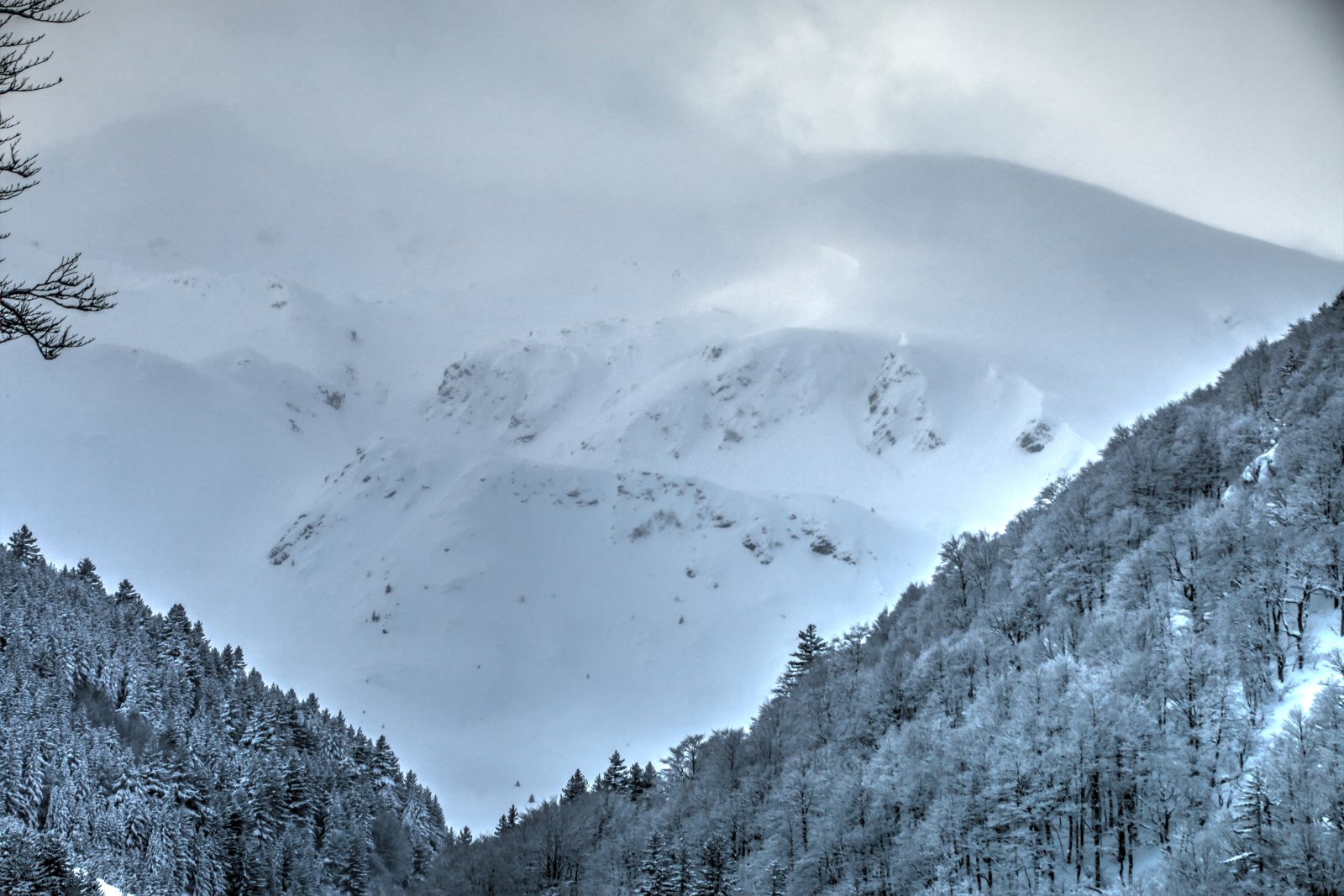 Koszovó vad hegyei  - Freeride síelés Koszovóban