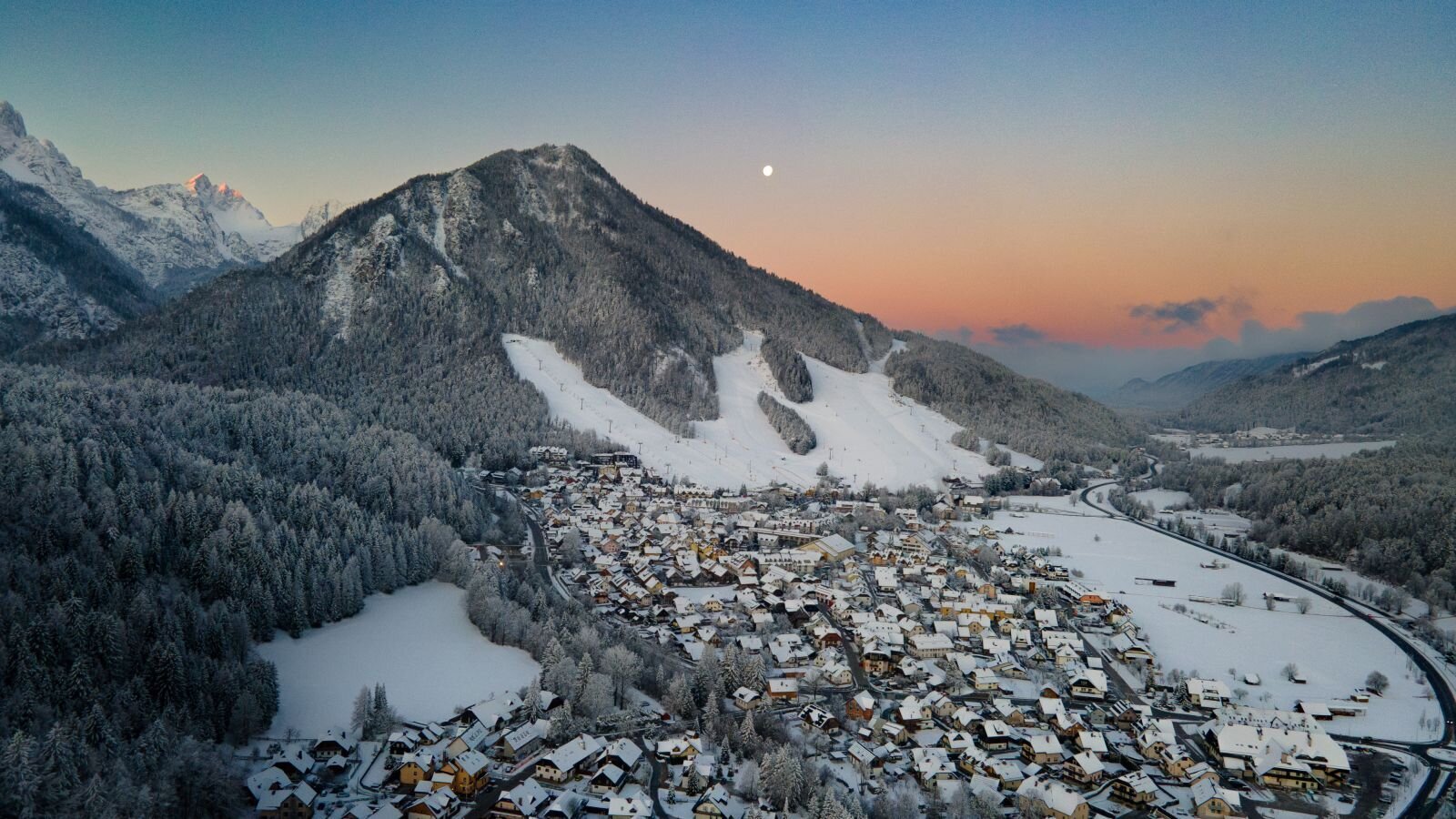 Kranjska Gora naplementében | Fotó: Gasper Skorja