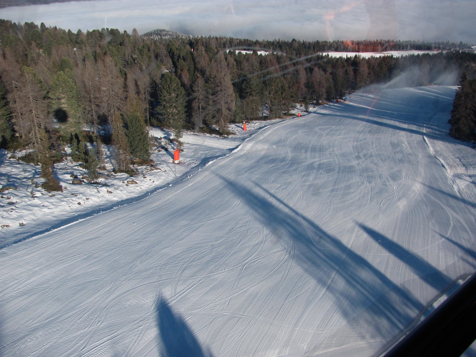 Piros 18, a közepe jórészt kéknek is elmenne