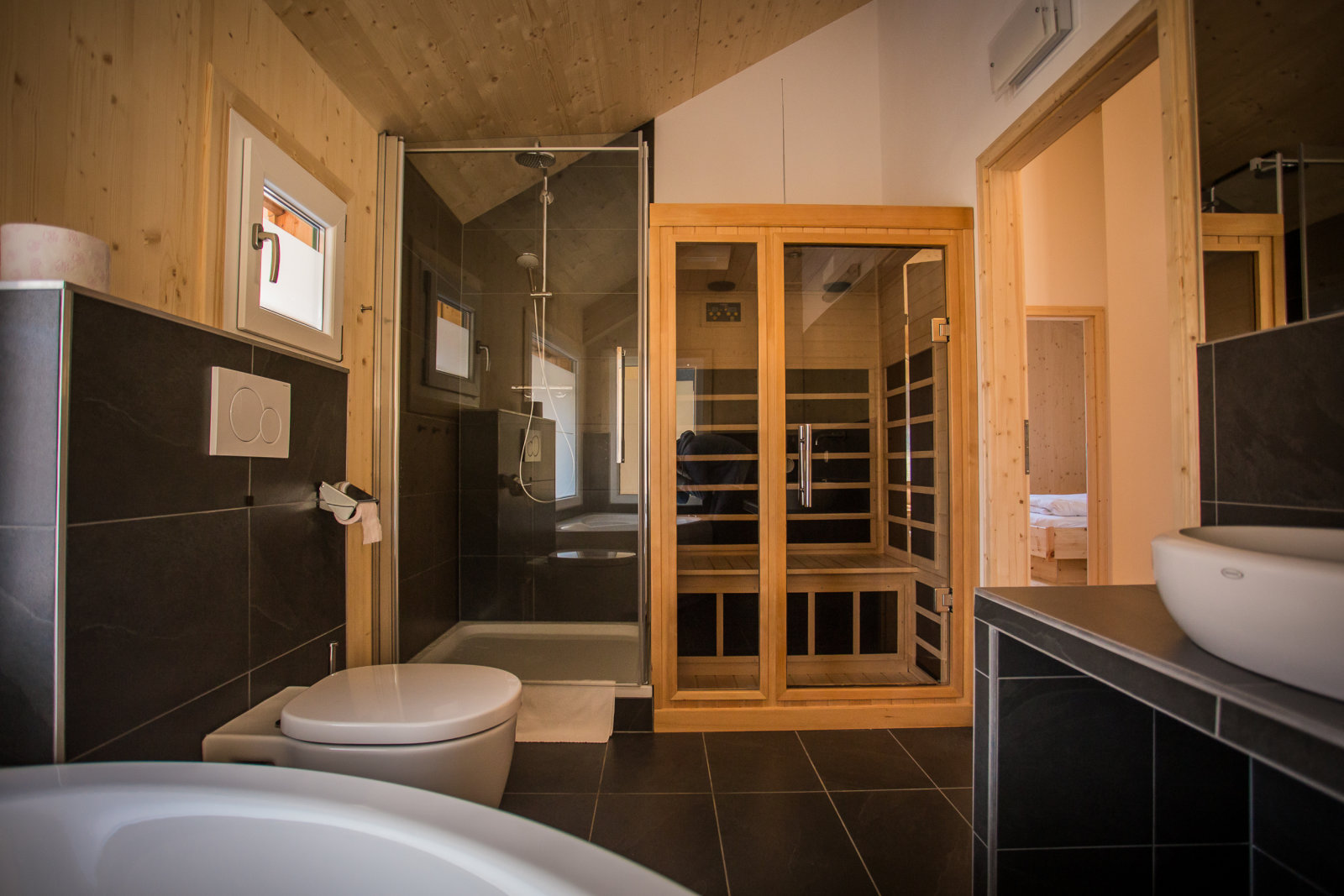 Prémium Chalet 5 hálóval, szaunával, vagy infraszaunával és pezsgőfürdővel