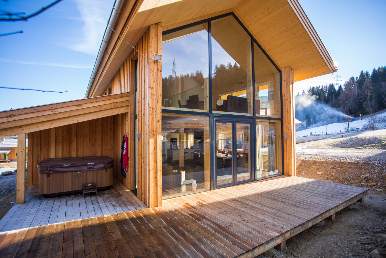 Prémium Chalet 5 hálóval, szaunával, vagy infraszaunával és pezsgőfürdővel