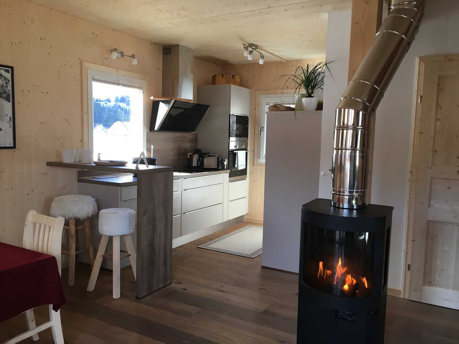 Chalet 2-3 hálóval, szaunával, vagy infraszaunával és pezsgőfürdővel