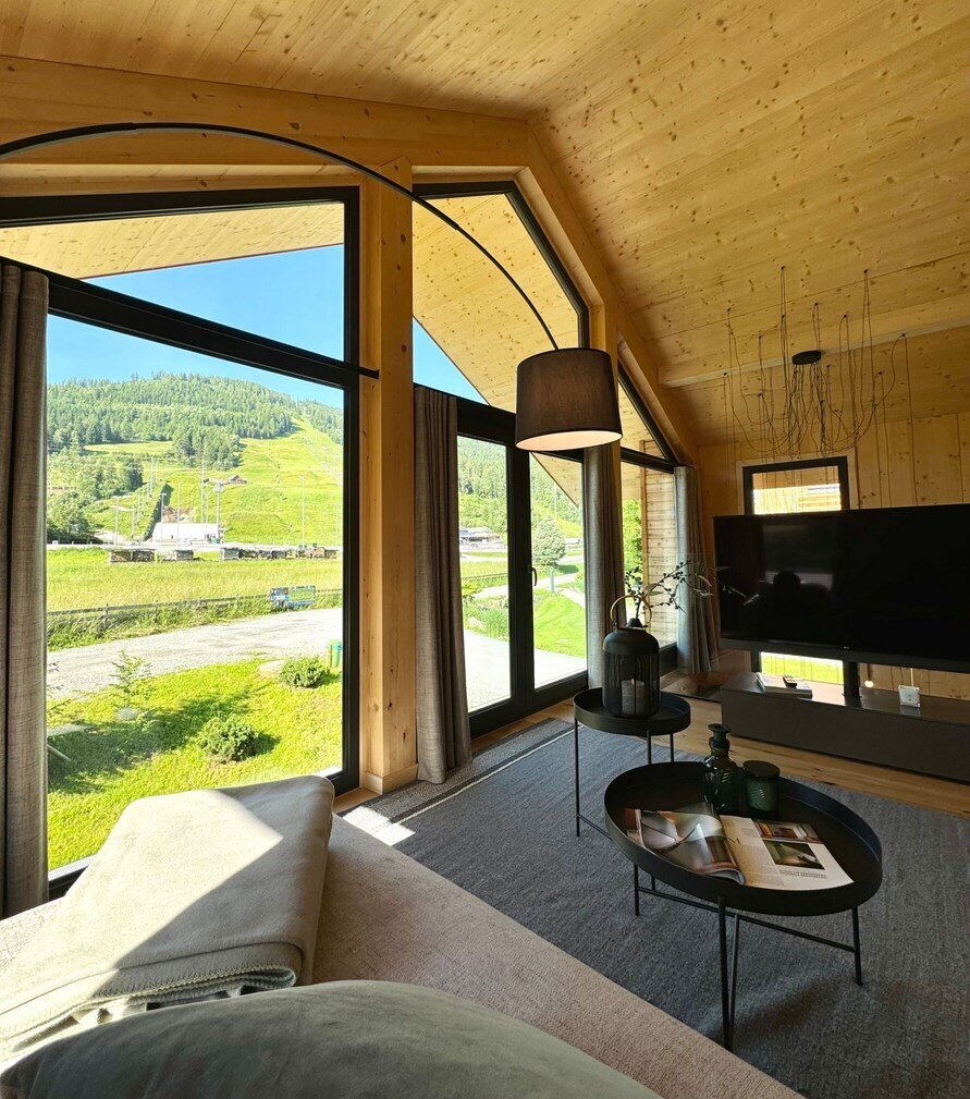 Panoráma üdülőház medencével & szaunával