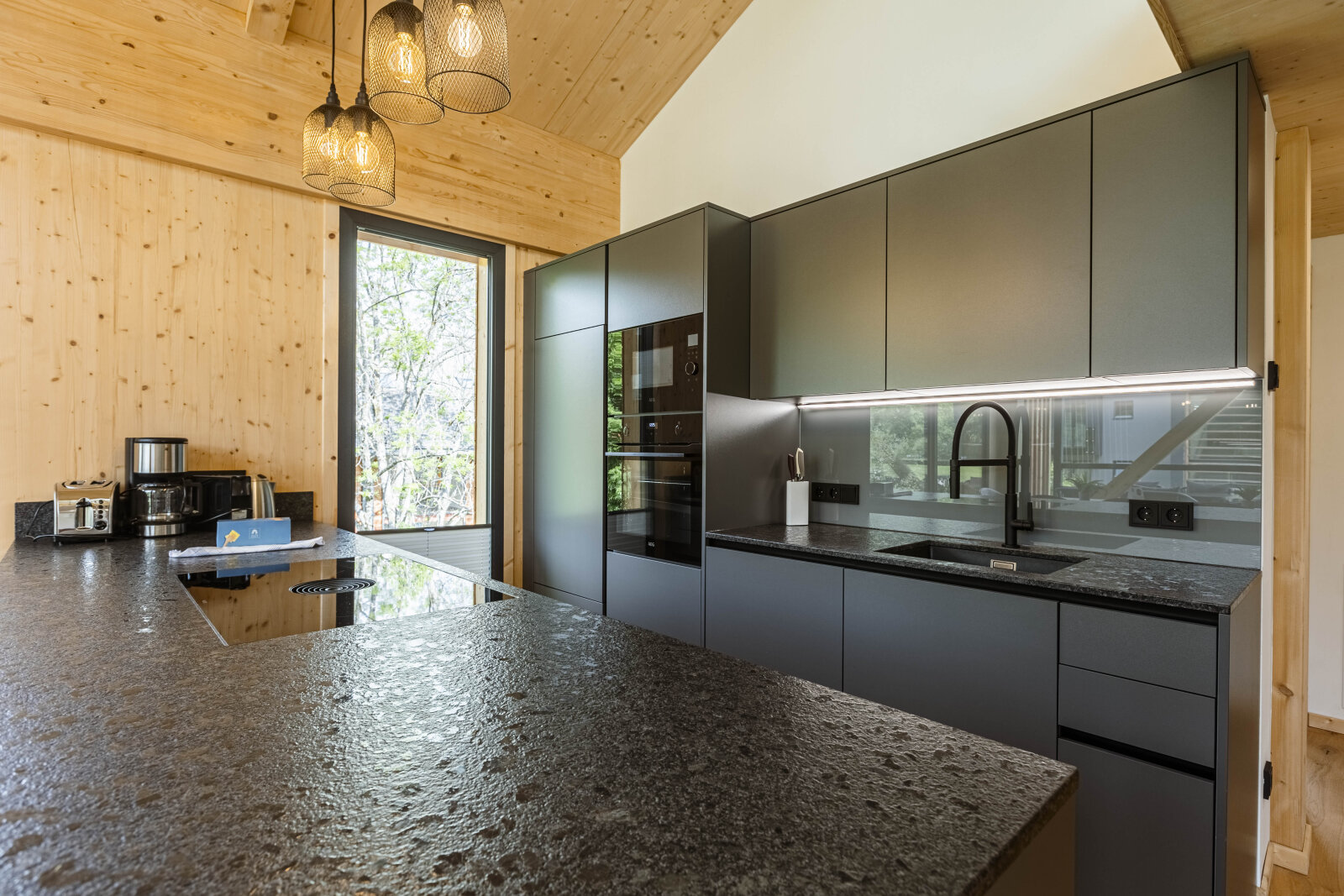 Penthouse merülőkáddal & szaunával