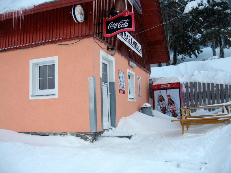 Hegyi büfé, ahol ittunk... a cse sör és a becherovka, igazán kitünő párositás