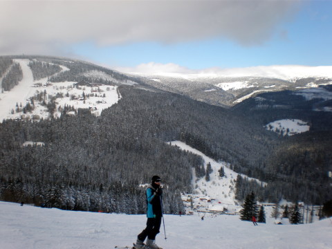 Legjobb pálya a majd 1,5 km hosszú egyenletes lejtésű Javor, fanparkkal.