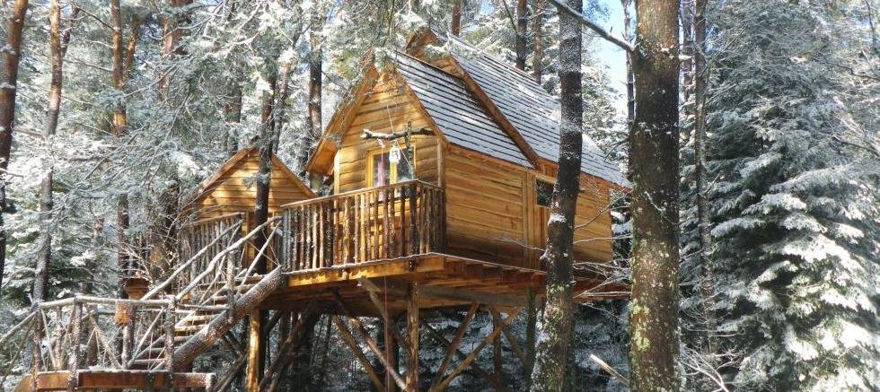 Gérardmer síterepnél található Nids des Vosges üdülőfal, különleges szálláshelyekkel