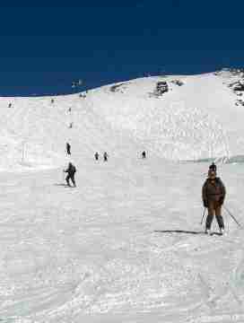 Jobbra a Dos Rond (2340 m) teteje