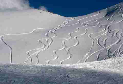Balra pedig szűz pálya a Mio-ról