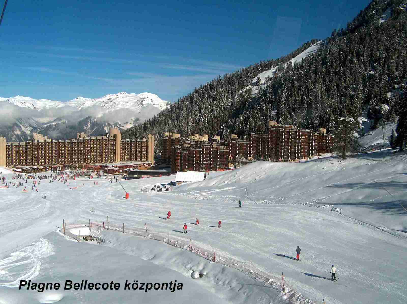 Visszatérés a központba