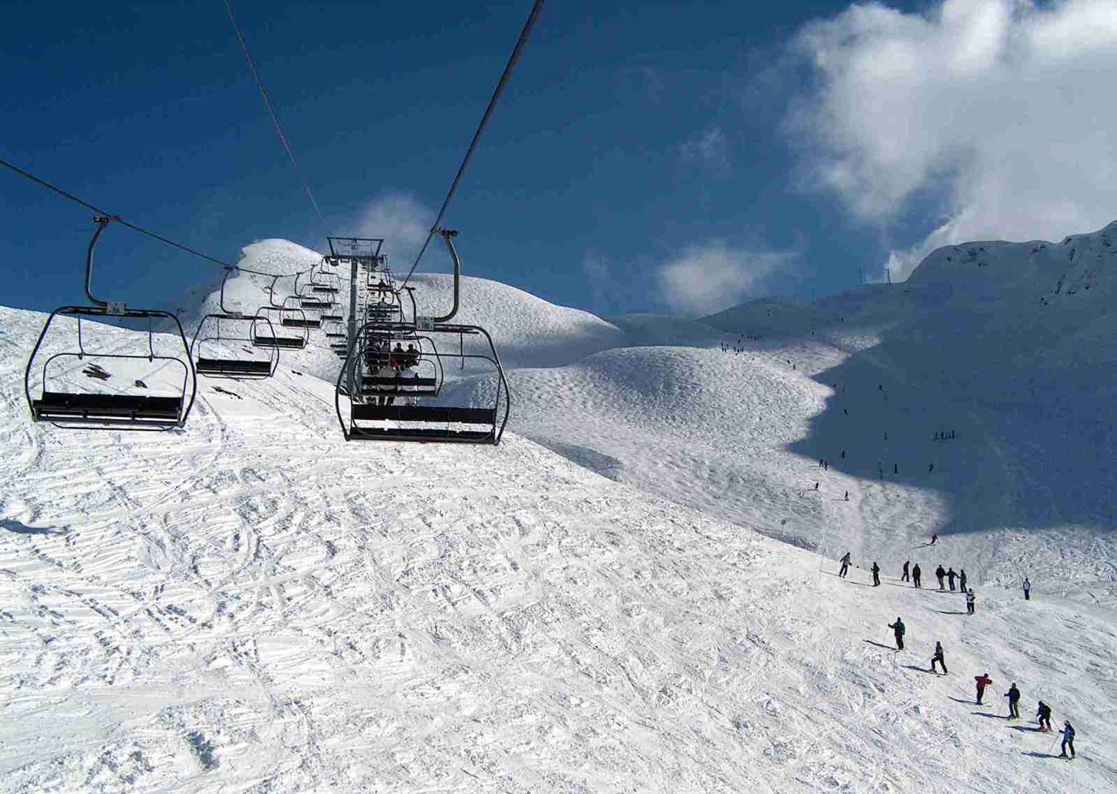 ...és a mellette lejövő piros pálya