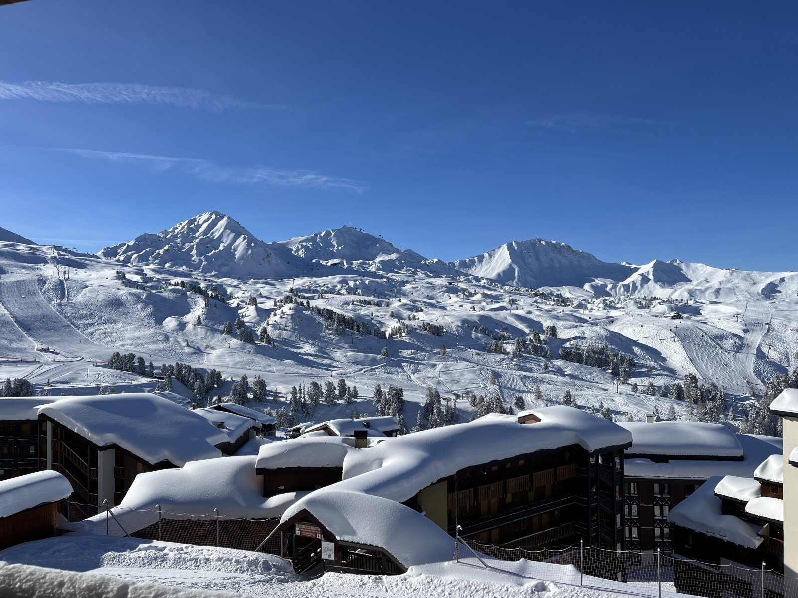 Kilátás az erkélyről nappal...