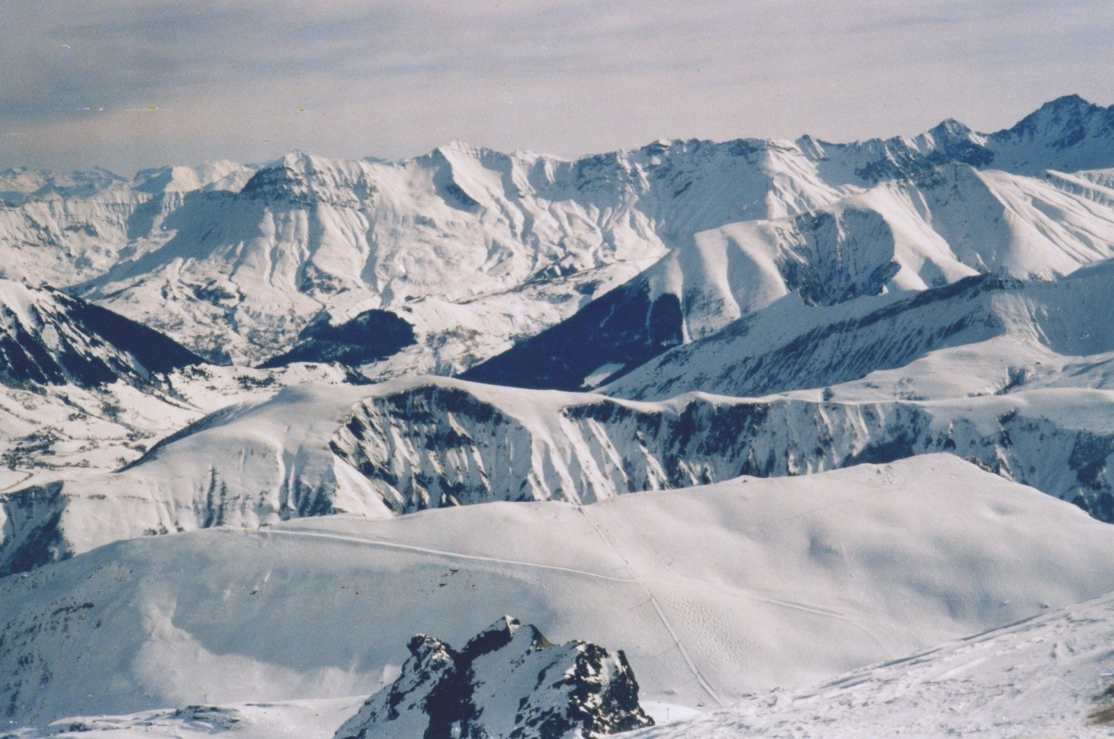 KILÁTÁS A LES PERRONS-RÓL