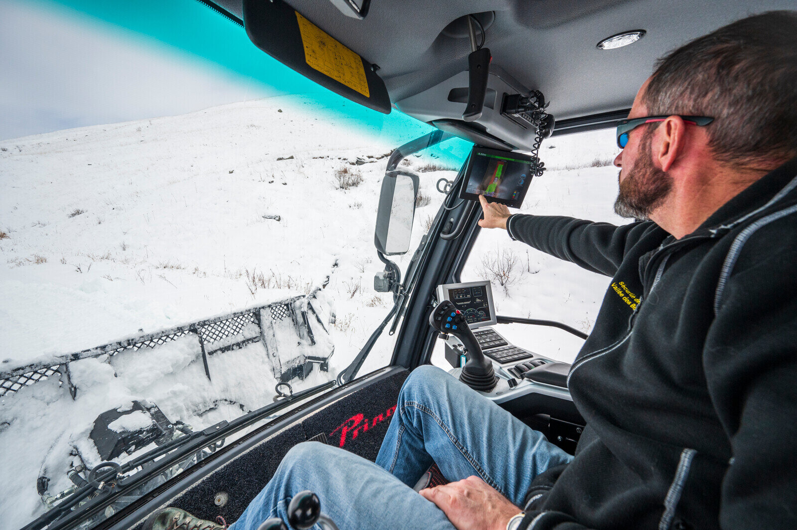 Pályakarbantartás műholdas segítséggel | fotó: Vincent Lottenberg