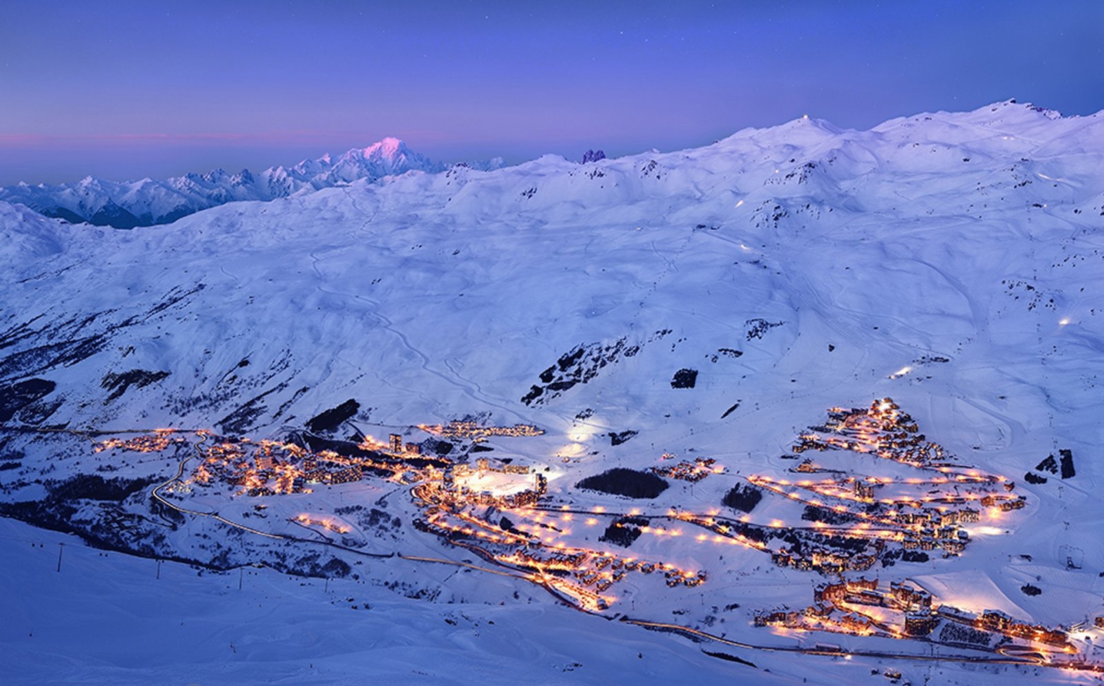 Esti fények Les Menuiresben | Fotó: David Andre