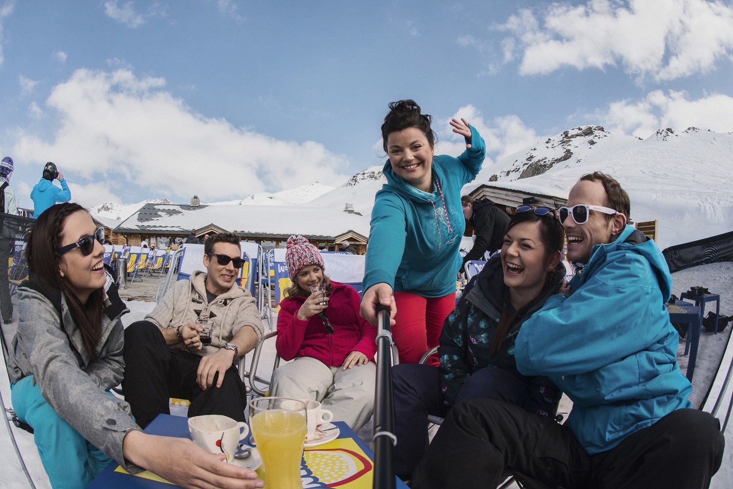 Pihenés is jár a sízőknek. | Fotó: Sophie Molesti, David Andre