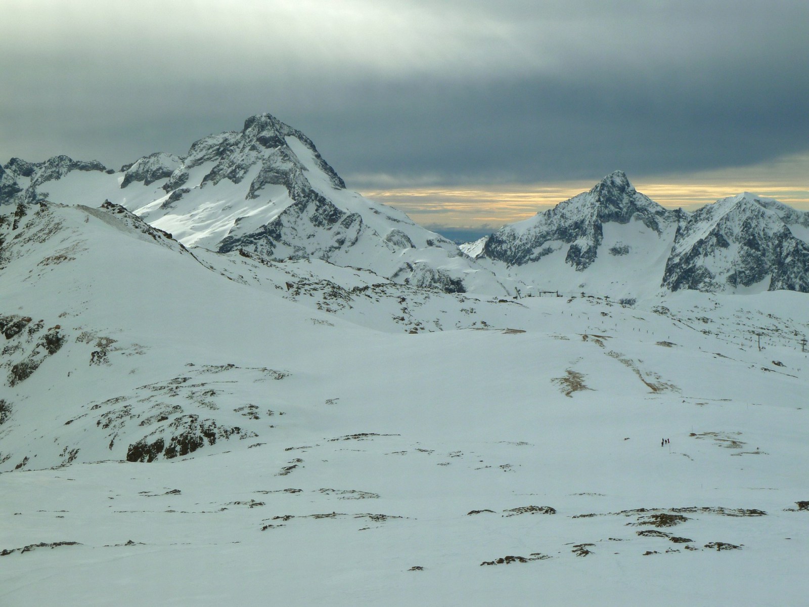 Borús alkonyat Les 2 Alpes felett.