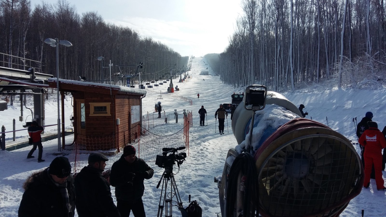 Az új pálya lentről felfelé